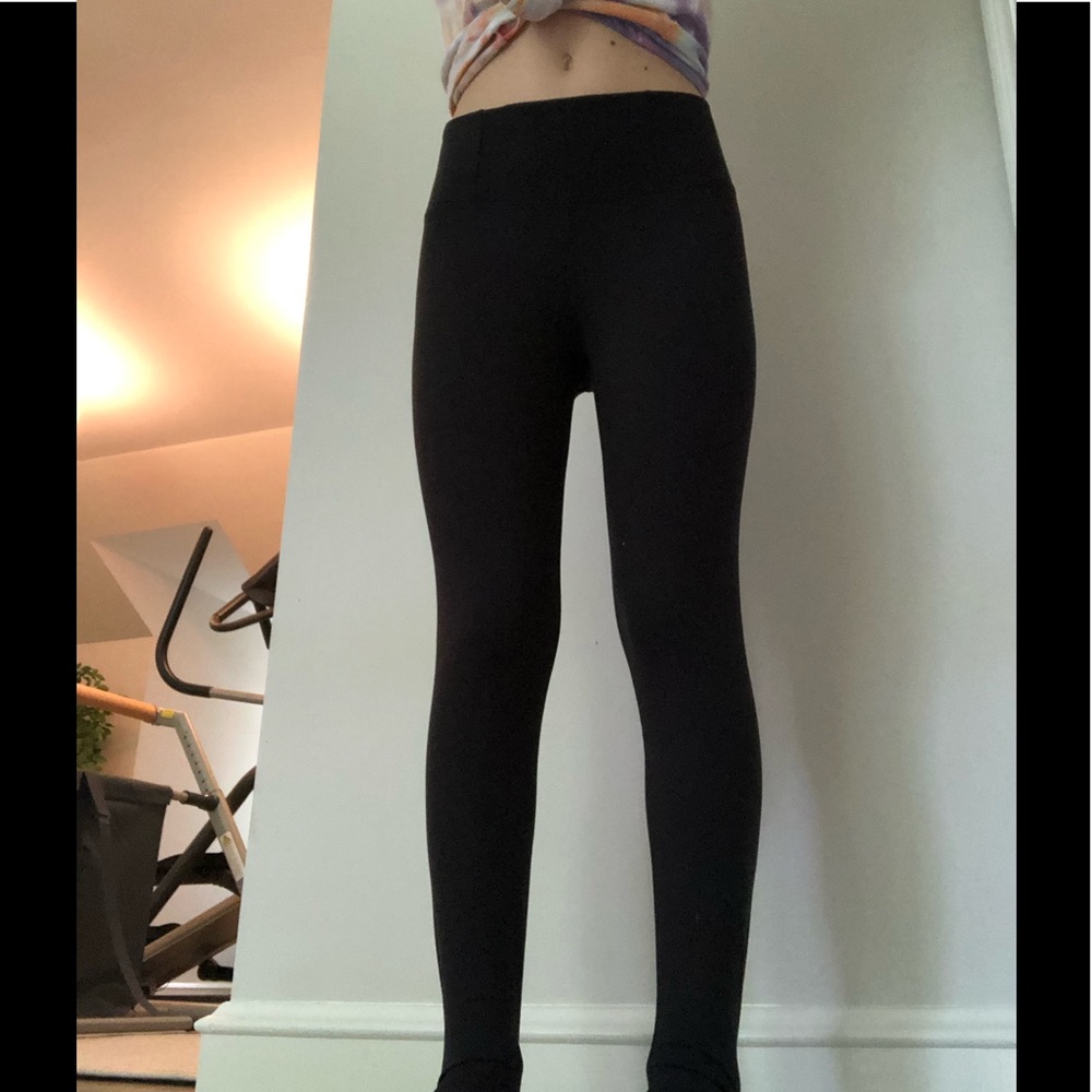 Black Manduka leggings